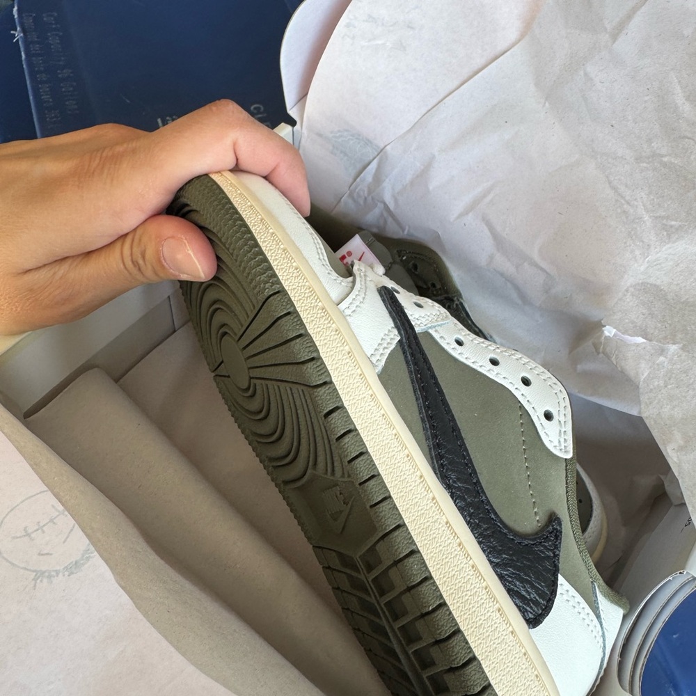 New Nike Jordan Travis Scott shoes 12C - Picture 5 of 6